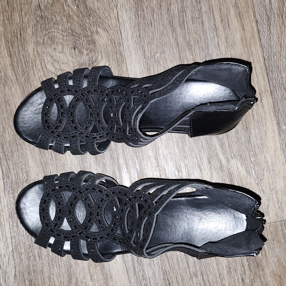 Women’s Black Cutout Gladiator Sandals